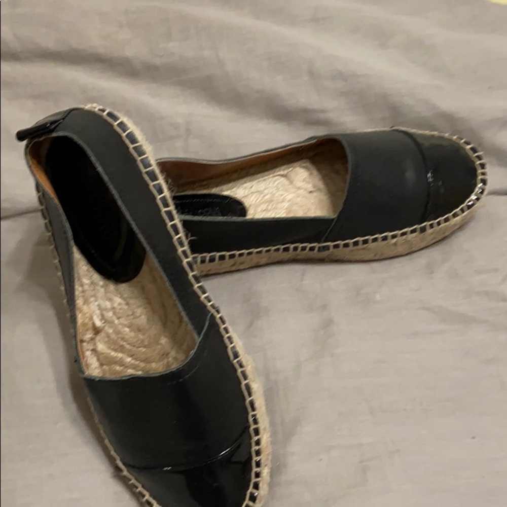 Espadrille two tone black leather/ patent toe